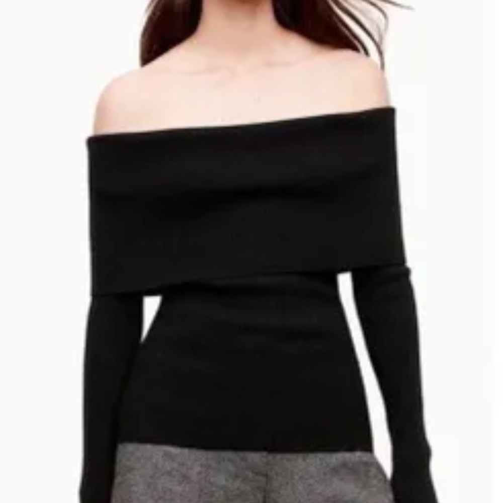Wilfred off the shoulder sweater